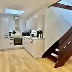 City-apartment Mit Dachterrasse & Massagesessel In Der Fussgaengerzone K4 Apartmán