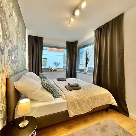 City-apartment Mit Dachterrasse & Massagesessel In Der Fussgaengerzone K4