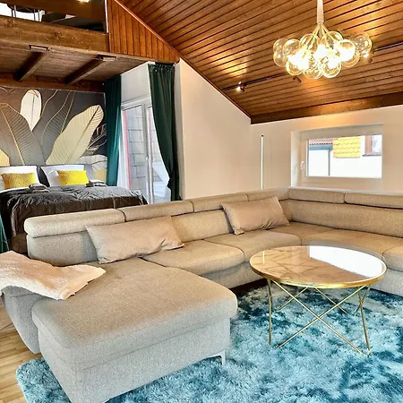 City-apartment Mit Dachterrasse & Massagesessel In Der Fussgaengerzone K4
